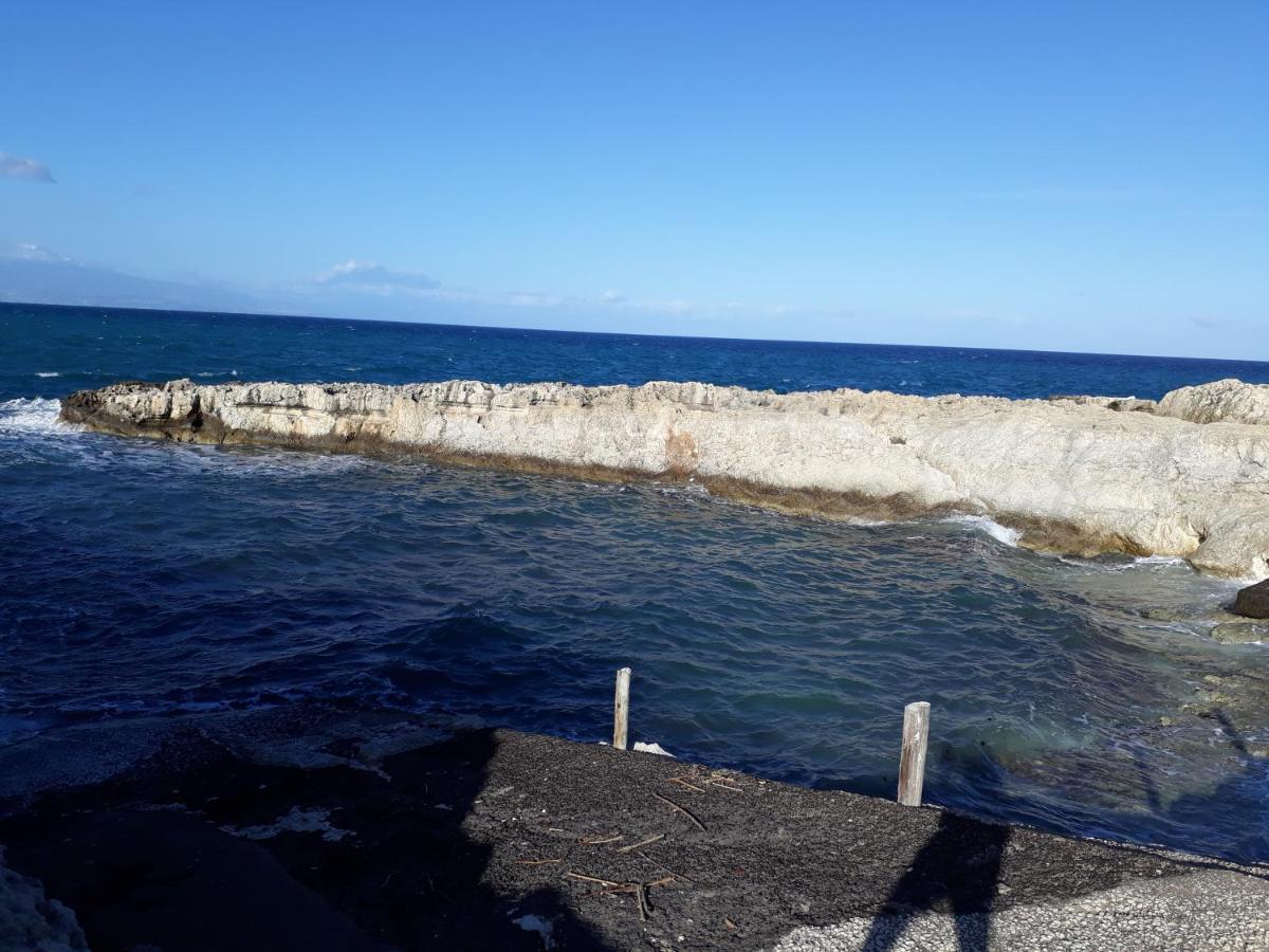 Casamare Villa Augusta Bagian luar foto