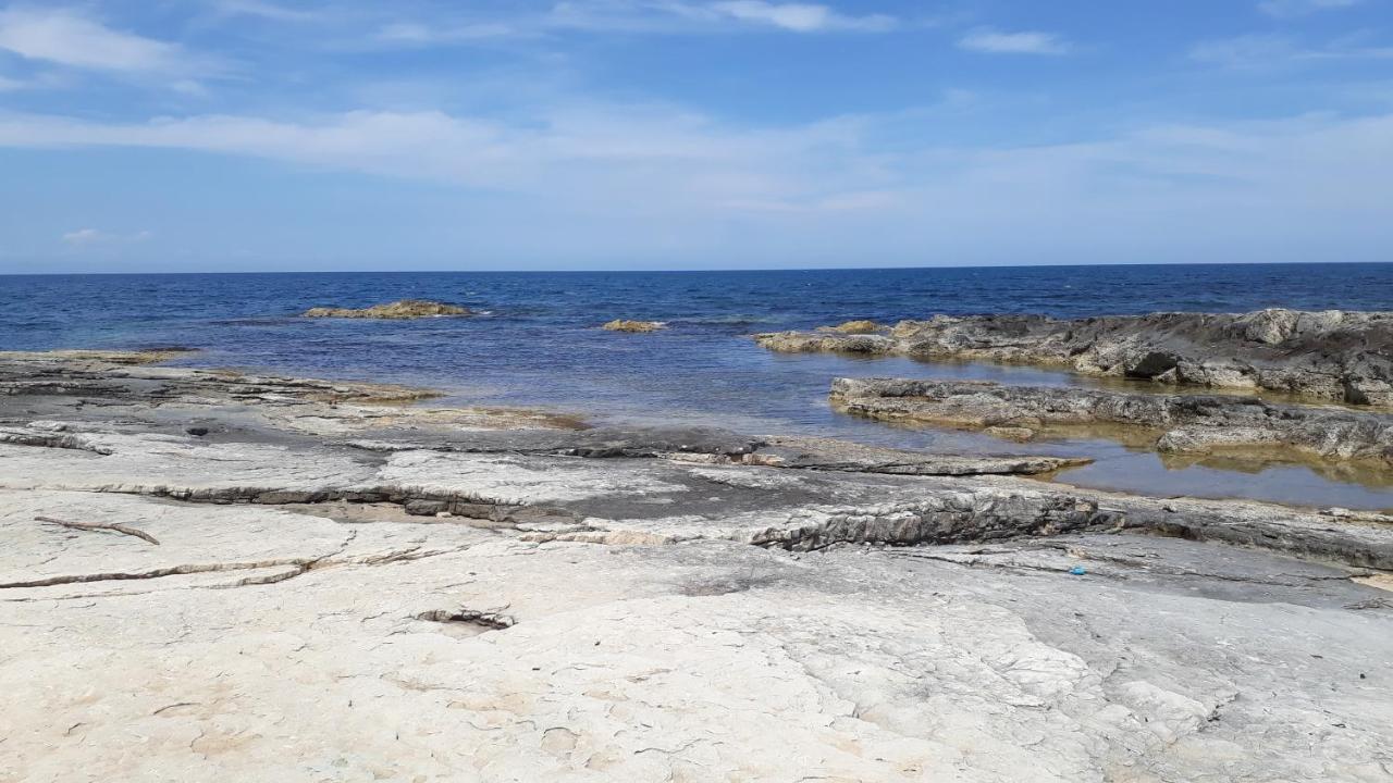 Casamare Villa Augusta Bagian luar foto